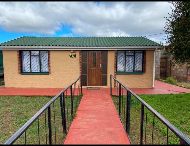2 BEDROOM HOUSE FOR SALE IN EZIBELENI